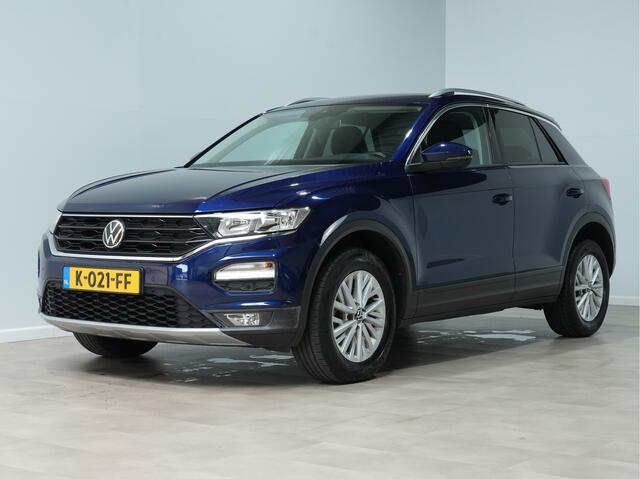 Volkswagen T-Roc 1.0 115pk TSI Style Navigatie achteruitrijcamera 212