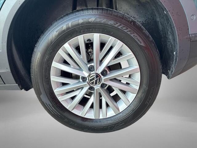 Volkswagen T-Roc 1.5 TSI 150pk DSG Life · Apple/Android Car Play · Camera · Climatronic · Navigatie · 16'' Inch ·