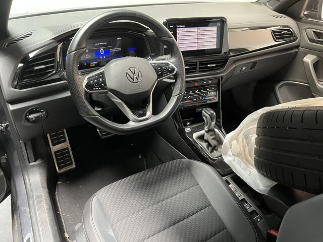 Volkswagen T-Roc Cabrio 1.5 TSI R-Line / AUTOMAAT/ PARK.SENSOREN V+A/ CAMERA/ STUUR+STOELVERWARM./ APP-CONNECT/ ACC/ KEYLESS/ DODEHOEK/ RIJ-MODI/ DIGITAL DASH/ NAVI/ DAB/ CLIMA/ IQ.LIGHT/ 19'' LMV