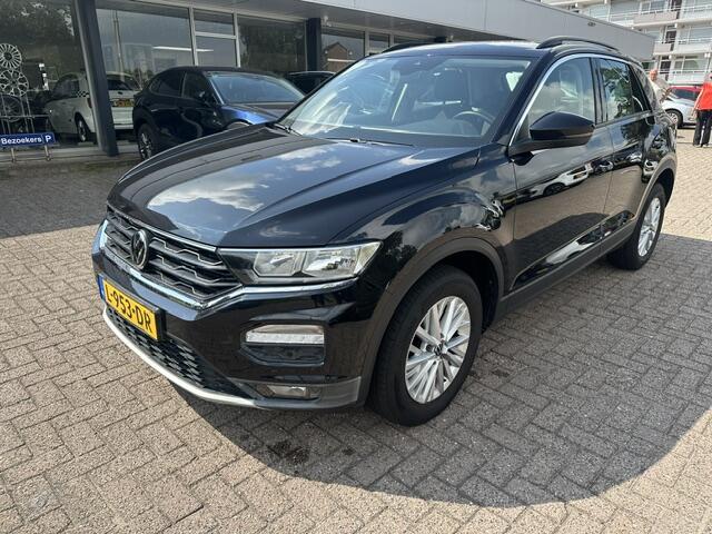 Volkswagen T-Roc 1.0 TSI Style Apple carplay Cruise Lmv Nap