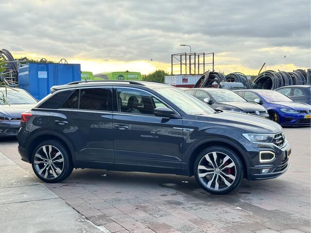 Volkswagen T-Roc 1.5 TSI Sport R-line | 3x R-line | LED | ACC | Virtual | Carplay | Rijklaar + nieuwe apk