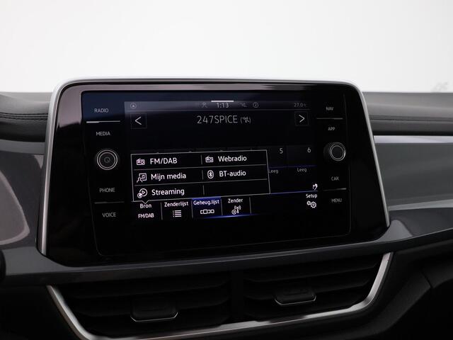 Volkswagen T-Roc 1.5 TSI 150pk DSG Style · Leder · Panoramadak · Camera · Matrix LED · Keyless · Dodehoeksensor ·