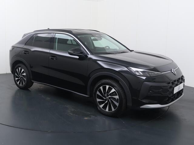Volkswagen T-Roc 1.5 eTSI Life First Edition | 116 PK | Automaat | Trekhaak wegklapbaar | Adaptive Cruise Control | Achteruitrijcamera | Climate control | Dodehoek detectie |