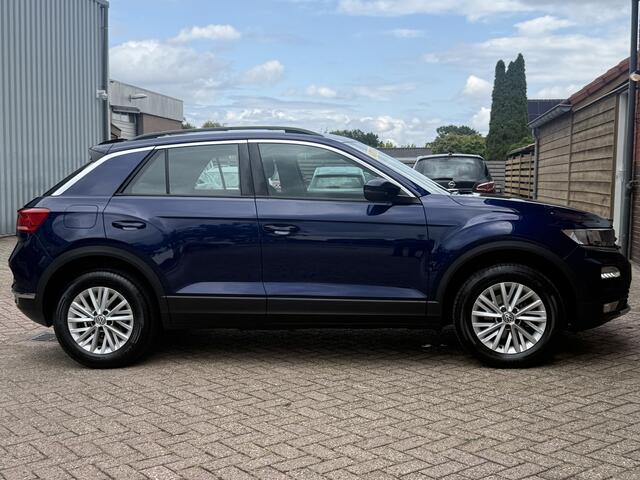 Volkswagen T-Roc 1.5 TSI Style | AUTOMAAT | TREKHAAK | NAVI | CRUISE | DAB |