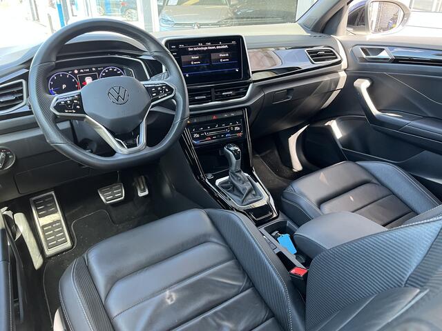 Volkswagen T-Roc 1.5 TSI R-Line / AUTOMAAT/ TREKHAAK/ LEER/ 2x R-LINE/ KEYLESS/ DIGITAL DASH/ APP-CONNECT/ DAB/ CLIMATE/ STOELVERWARMING/ PARK. SENSOREN + CAMERA/ NAVI/ 19" LMV