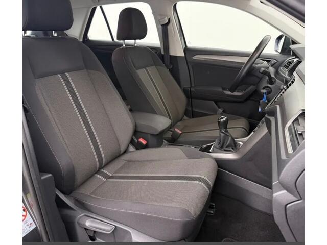 Volkswagen T-Roc 1.0 TSI STYLE apple car play,pdc,licht metaal,adaptive cruise.