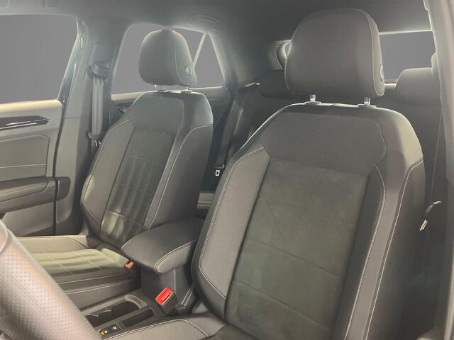 Volkswagen T-Roc 1.5TSI/150PK DSG R-Line · Trekhaak · Navigatie · Camera + Parkeersensoren · Stoelverwarming · Apple/Android Car Play · Garantie t/m 17-04-2027