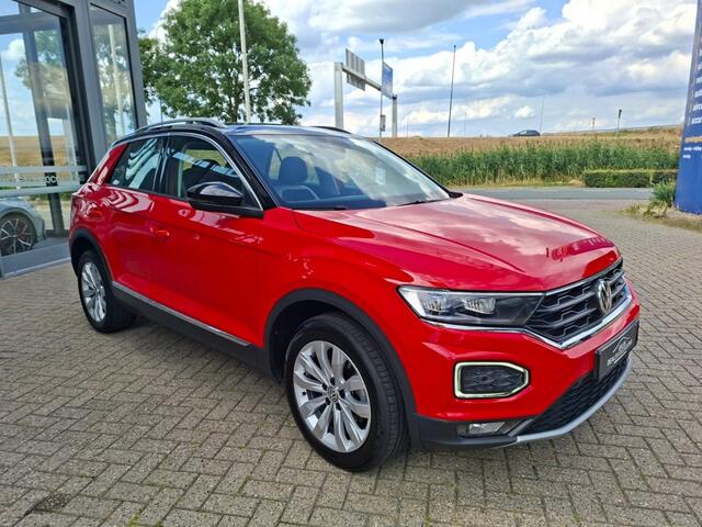 Volkswagen T-Roc 1.5 TSI 150PK SPORT EDITION NAVI LMV PDC VIRTUAL WINTERPACK