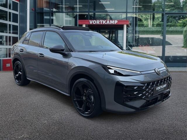 Volkswagen T-Roc 1.5 eTSI R-LINE BLACK STYLE TREKHAAK/PANO-DAK/CAMERA/ELEK-KLEP/ACC/STOELVERW