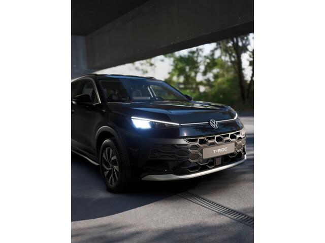 Volkswagen T-Roc Limited Edition | 'App-Connect' draadloze smartphone integratie | Automatische afstandsregeling (Adaptive Cruise Control) | Buitenspiegels elektrisch instel-, verwarm- en inklapbaar