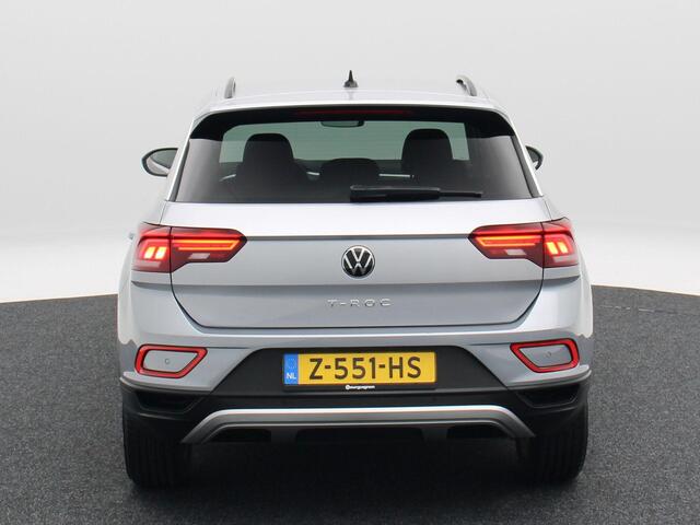 Volkswagen T-Roc 1.0 TSi 110 Pk Life | Adaptive Cruise | Airco | Camera | CarPlay | 17 Inch | 60.043 Km !!