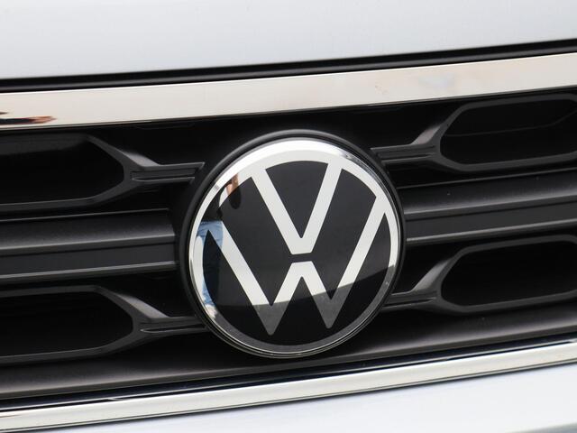 Volkswagen T-Roc 1.0 TSi 110 Pk Life | Adaptive Cruise | Airco | Camera | CarPlay | 17 Inch | 60.043 Km !!
