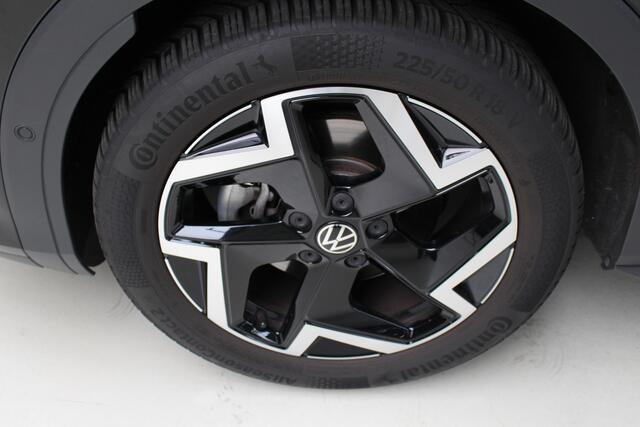 Volkswagen T-Roc 1.5 eTSI R-Line (2x) DSG (Nw Model) | Navigatie | IQ light | DMS| PDC+Camera