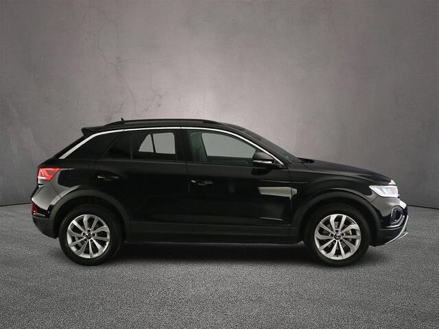 Volkswagen T-Roc Life 1.0 TSI 110pk Adaptive cruise control, Achteruitrijcamera, LED koplampen, Parkeersensoren, Airco, DAB, Radio, Bluetooth, App connect