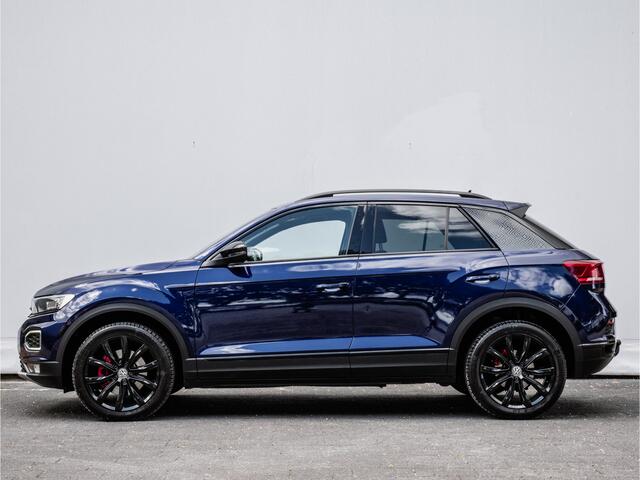 Volkswagen T-Roc 1.5 TSI 150pk Sport Trekhaak/ Stoelverwarming/ Virtual dash/ Camera/ LED/ Adapt. cruise