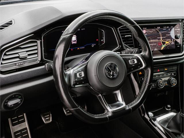 Volkswagen T-Roc 1.5 TSI 150pk Sport Trekhaak/ Stoelverwarming/ Virtual dash/ Camera/ LED/ Adapt. cruise