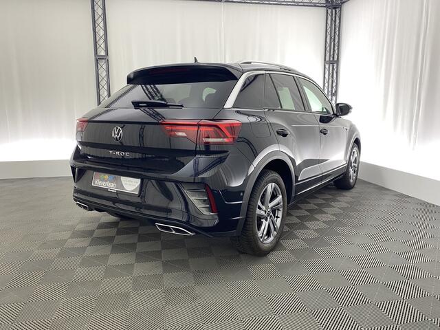 Volkswagen T-Roc 1.0 TSI R-Line | Apple carplay | Ergo stoel | Navi | Camera | IQ-light | Privacy | Dakrail | Stoelverwarm.
