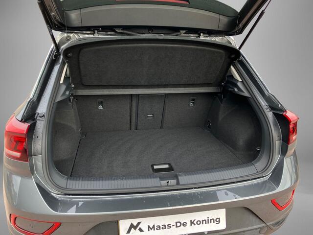 Volkswagen T-Roc 1.0 TSI 81KW/110PK Life Navigatie · Apple/Android Car Play · Camera + Parkeersensoren ·