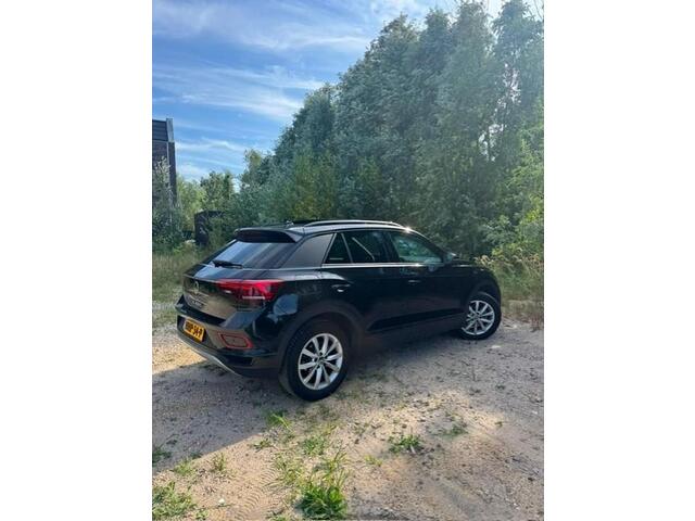 Volkswagen T-Roc 1.5 TSI Life Business