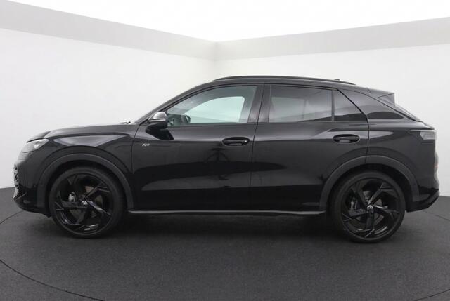 Volkswagen T-Roc 1.5 eTSI R-Line Black Style 150PK | Pano | IQ Lights | Trekhaak | 20" | Winterpakket