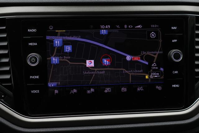 Volkswagen T-Roc 1.0 TSI Style Eerste Eigenaar, ACC, Apple Carplay, Climate, PDC, LED, Trekhaak, 16''