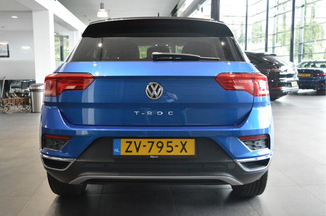 Volkswagen T-Roc 1.0 TSI Style navi clima cruise pdc trekhaak 17 inch !!