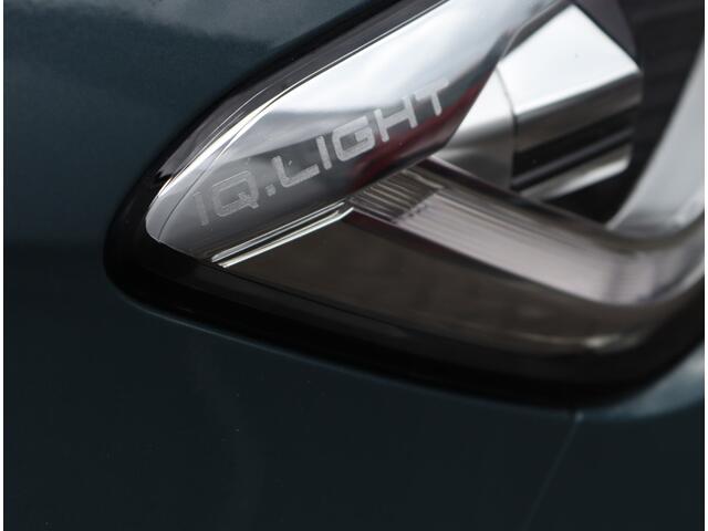 Volkswagen T-Roc 1.0 TSI R-Line | IQ.light | Camera | Massage | Getint glas