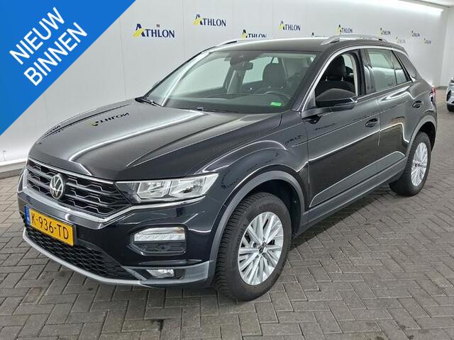 Volkswagen T-Roc 1.5 TSI STYLE BUSINESS I ADAPTIVE CRUISE CONTROL I ELEKTRONISCHE ACHTERKLEP I NAVIGATIESYSTEEM