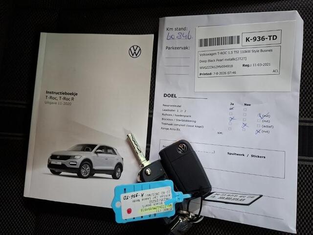 Volkswagen T-Roc 1.5 TSI STYLE BUSINESS I ADAPTIVE CRUISE CONTROL I ELEKTRONISCHE ACHTERKLEP I NAVIGATIESYSTEEM