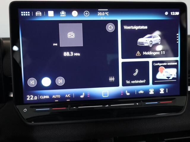 Volkswagen T-Roc Limited Edition 1.5 eTSI 85 kW / 116 PK SUV 7 vers Achteruitrijcamera | Stoelverwarming | Carplay