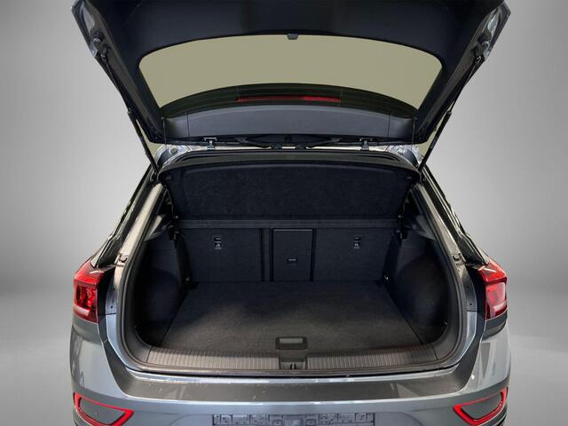Volkswagen T-Roc 1.5 TSI 150pk DSG Style · Apple/Android Car Play · Stoelverwarming · Dodehoeksensor · ACC · Parkeerassistent ·