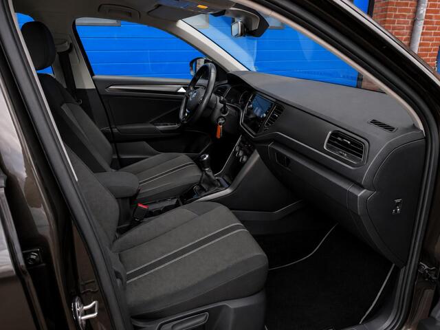 Volkswagen T-Roc 1.0 TSI Style | Winterpack | Nav | Trekhaak