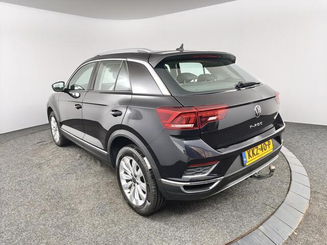 Volkswagen T-Roc 1.5 TSI Sport | Trekhaak | Navigatie |