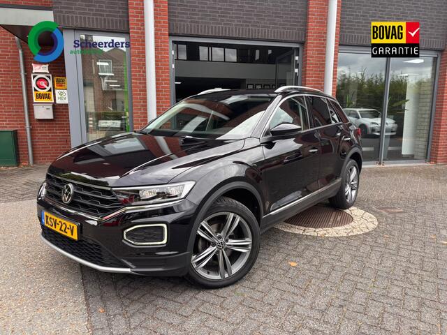 Volkswagen T-Roc 1.5 TSI Sport,Navi,Camera,Trekhaak,1 jaar Bovag garantie