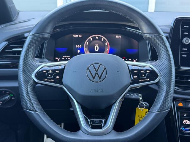 Volkswagen T-Roc 1.5TSI 150pk DSG R-Line Black Style | ACC | Camera
