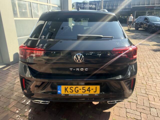 Volkswagen T-Roc 1.5 TSI R-Line Edition Edition | IQ Light | Trekhaak | Camera | ACC | Ergo-active 2025 km 29.000 Nap