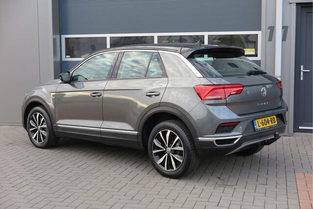 Volkswagen T-Roc 1.0 TSI 85kw 116pk Style Led, Virtual Cockpit, LMV, Camera , Trekhaak afneembaar, DAB+ ,Navigatie via Carplay, PDC etc.