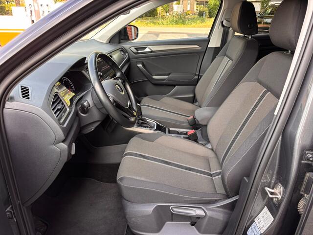 Volkswagen T-Roc 1.5 TSI Sport,Trekhaak,1 jaar bovag garantie