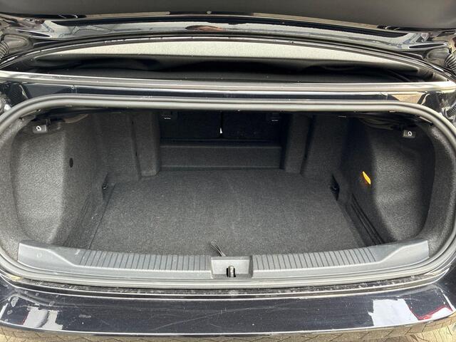 Volkswagen T-Roc Cabrio 1.5TSI/150PK R-Line DSG · Apple/Android Car Play · Stoel-& Stuurverwarming · Parkeersensoren