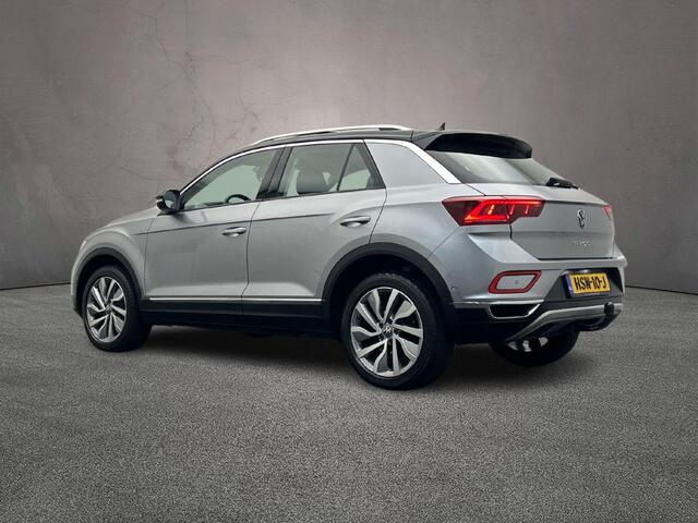 Volkswagen T-Roc 1.5 TSI Style 150pk DSG Automaat, Trekhaak, Panoramadak, Adaptive cruise control, Stoelverwarming, Elektrische achterklep, Navigatie, Achteruitrijcamera, Parkeersensoren