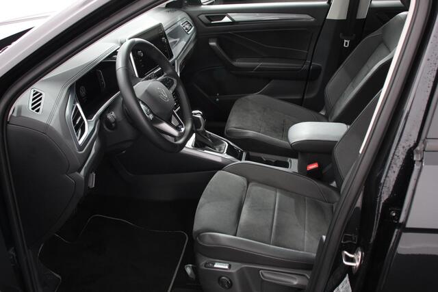 Volkswagen T-Roc 1.5 TSI DSG Style Navigatie Wireless App connect Adaptive Cruise Control Park Assist Camera Parkeersensoren IQ Drive pakket Stoel- en stuurwielverwarming Virtual cockpit Elektrische achterklep Full LED koplampen
