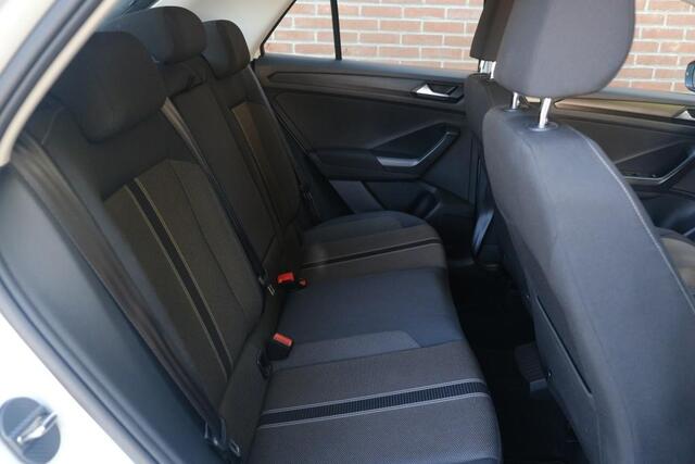 Volkswagen T-Roc 1.0 TSi 116pk Style | Navi | App Connect | Airco | Adaptive Cruise | PDC