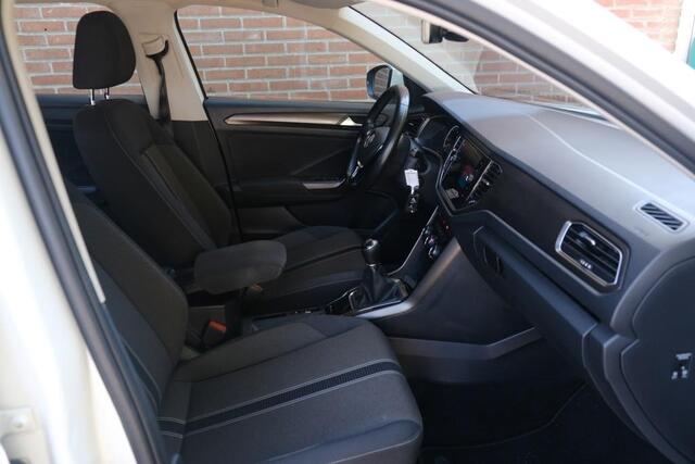 Volkswagen T-Roc 1.0 TSi 116pk Style | Navi | App Connect | Airco | Adaptive Cruise | PDC