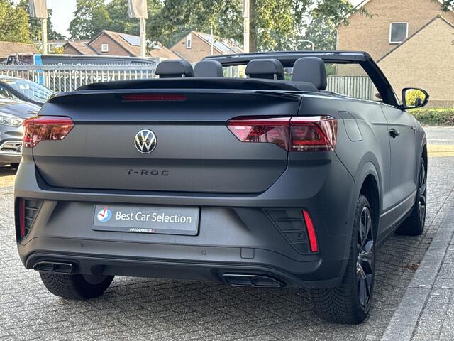 Volkswagen T-Roc Cabrio 1.5 TSI R-Line Edition Black 1/999 - Leer | Beats | IQ-light | Nav | Stuur/stoelverw. | Camera | CarPlay | Afn. trekh.