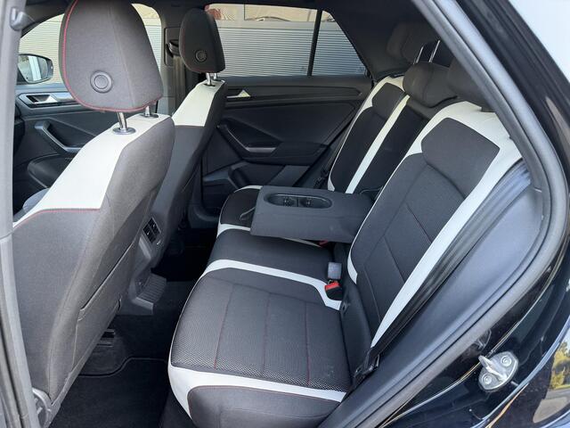 Volkswagen T-Roc 1.5 TSI Sport