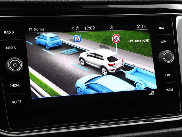 Volkswagen T-Roc 1.5 TSI 150pk DSG Sport · Apple/Android Car Play · BEATS Audio · Camera · Keyless · Navigatie · Stoelverwarming · 19'' Inch ·