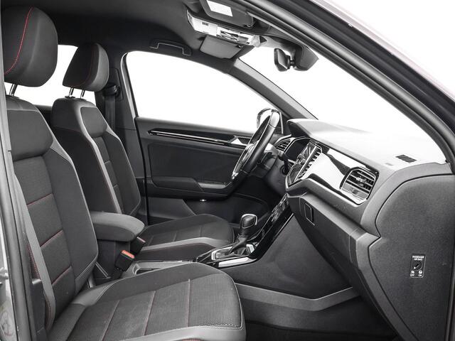 Volkswagen T-Roc 1.5 TSI 150pk DSG Sport · Apple/Android Car Play · BEATS Audio · Camera · Keyless · Navigatie · Stoelverwarming · 19'' Inch ·