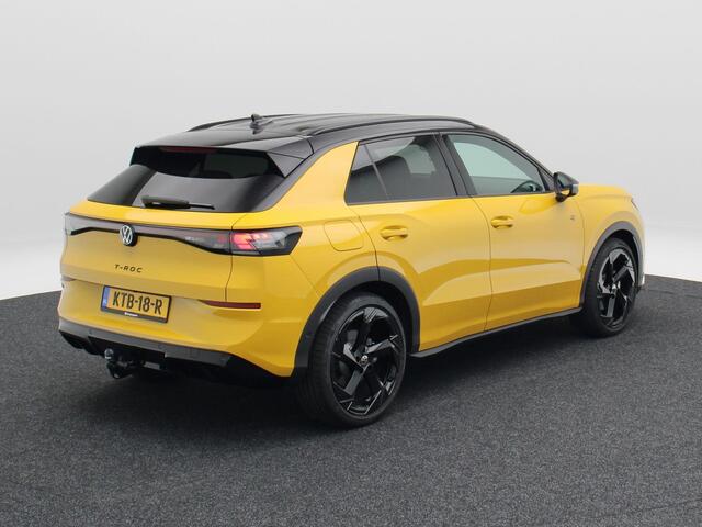 Volkswagen T-Roc R-Line First Edition 1.5 eTSI 150 PK | Trekhaak | Elektrische Achterklep | 360 Camera | Head-Up Display | Stoel- & Stuurverwarming |