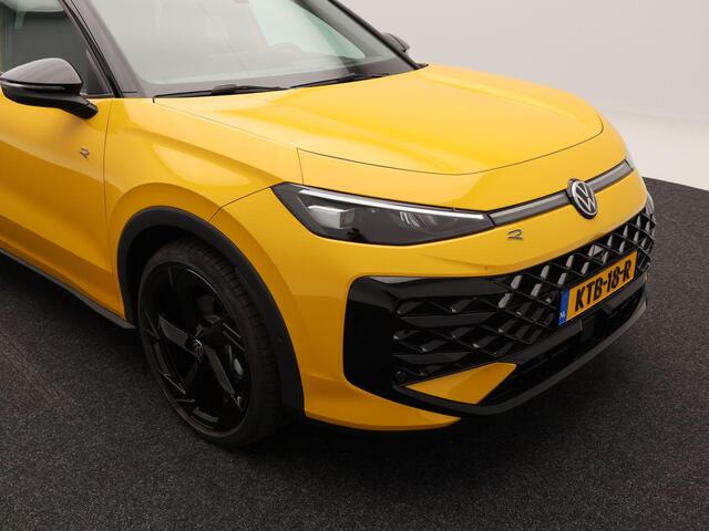 Volkswagen T-Roc R-Line First Edition 1.5 eTSI 150 PK | Trekhaak | Elektrische Achterklep | 360 Camera | Head-Up Display | Stoel- & Stuurverwarming |