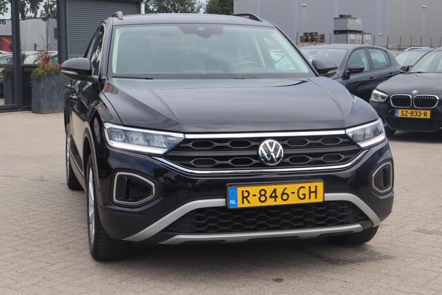 Volkswagen T-Roc 1.0 TSI Life | NL auto | Cruise control adaptief | Apple Carplay/Android Auto | Parkeer assistent